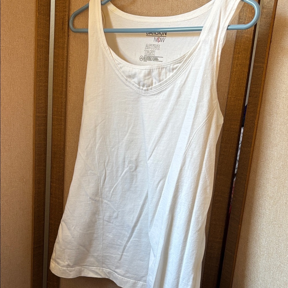 FINAL MARKDOWN Danskin Now Active White Tank Top Large
